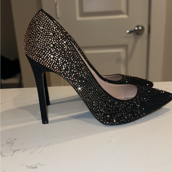 Aldo Shoes - Aldo Black and Gold Studded Heels